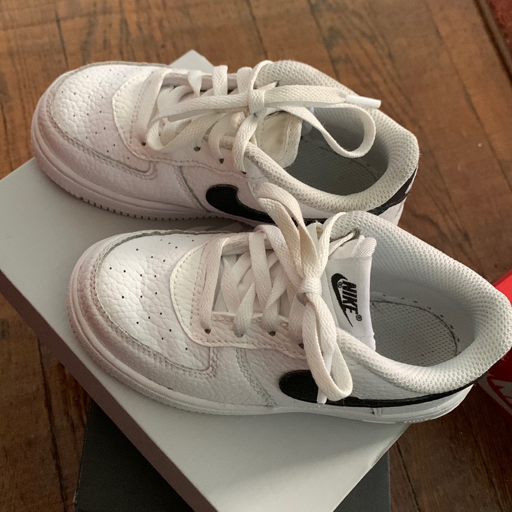 Nike Force 1